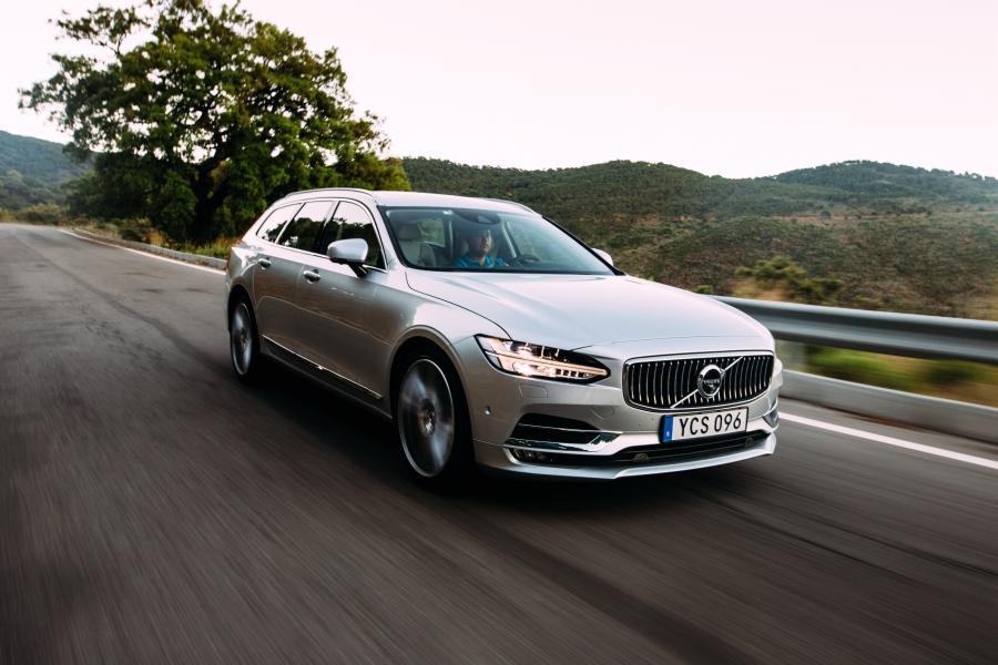  Volvo V90 D5 Inscription 2016 года  (фото 7 из 31)